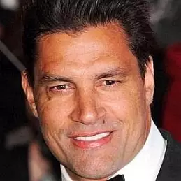 Manu Bennett Net Worth 2026: Money, Salary, Bio | CelebsMoney