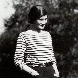 Coco Chanel Net Worth 2026: Money, Salary, Bio | CelebsMoney