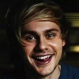 Michael Clifford Net Worth 2026: Money, Salary, Bio | CelebsMoney