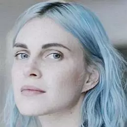 Phoebe Dahl Net Worth 2026: Money, Salary, Bio | CelebsMoney