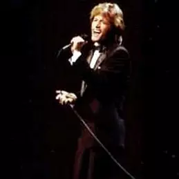 Andy Gibb Net Worth 2026: Money, Salary, Bio | CelebsMoney