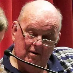 Les Murray Net Worth 2026: Money, Salary, Bio | CelebsMoney