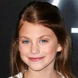Abigail Pniowsky Net Worth 2026: Money, Salary, Bio | CelebsMoney