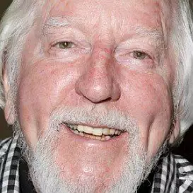 Caroll Spinney Net Worth 2026: Money, Salary, Bio | CelebsMoney