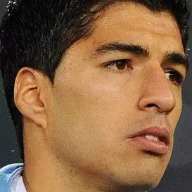 Luis Suarez Net Worth 2026: Money, Salary, Bio | CelebsMoney