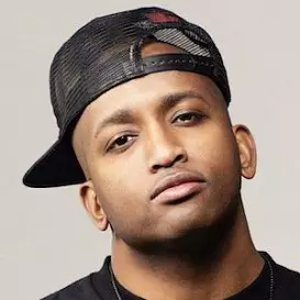 Adande Thorne Net Worth 2026: Money, Salary, Bio | CelebsMoney