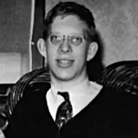 Robert Wadlow Net Worth 2026: Money, Salary, Bio | CelebsMoney